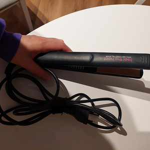 Müüa juuksekoolutaja (2 foto / 2)