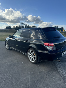 Subaru impreza wrx (4 фото из 10)