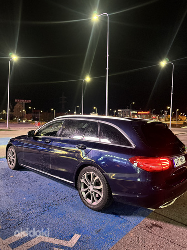 Mercedes-Benz C220 Bluetec Distronic