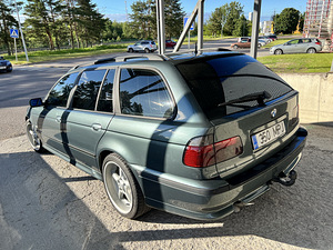 BMW E39 525D 120квт автомат (3 фото из 8)
