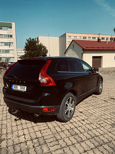 Volvo (6 фото из 9)