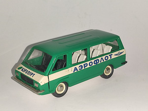 RAF 2203. A18. CCCP. 1981 (3 foto / 10)
