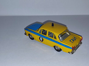 Mudelauto MOSKVITCH 412 miilits. USSR. A8. 1:43 (4 foto / 7)