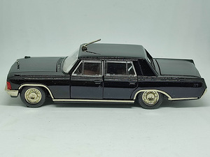 Mudelauto ZIL 117. A31. USSR 1985. 1:43 (1 foto / 10)