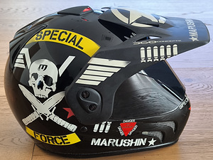 Kiiver Marushin X-Moto Squadron (5 foto / 9)