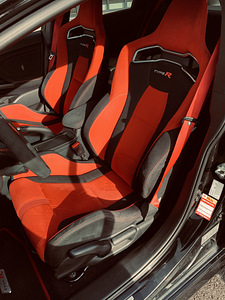 Honda civic type r (9 foto / 10)