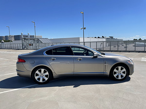 Jaguar XF 2.7 152kW (3 foto / 13)