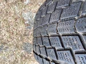 Hankook 235/55R19 (2 foto / 2)