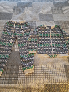 Kostüüm 128 cotton 95 % (1 foto / 6)