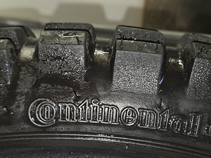 Motorehv Continental tkc80 R21 90/90 (2 foto / 6)