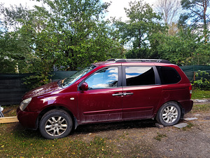 Kia carnival varuosadeks (2 foto / 3)