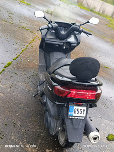 Yamaha majesty (3 foto / 4)