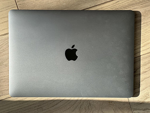 MacBook Pro (13" 2020) / M1 / 8 GB / 512 GB (5 foto / 8)