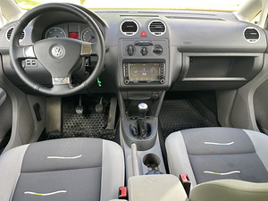 Volkswagen Caddy Combo/Family 1.9 TDI 77kW (4 foto / 12)