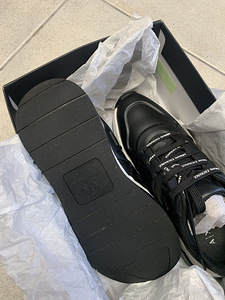 Armani naiste kingad 38 suurus (9 foto / 9)