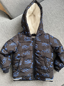НОВАЯ зимняя куртка для мальчиков