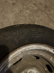 Rehv 175/70 SR13 (2 foto / 4)