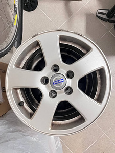 Volvo veljed R15 (4 foto / 4)