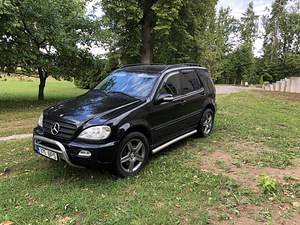 Мерседес Бенц ML270 (1 фото из 9)