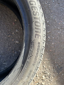 245/40/19 Bridgestone (2 фото из 2)