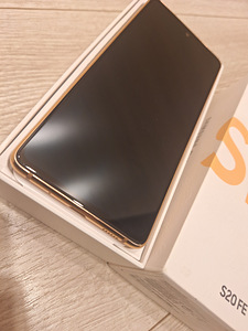 Samsung Galaxy S20 FE 1288Gb Orange (2 foto / 2)