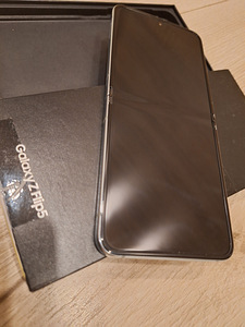 Samsung Galaxy Z flip 5 512gb Mint (1 foto / 2)