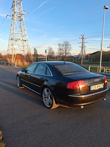 Audi a8 (5 foto / 10)