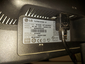 Müüa LG Flatron W1942S-SF monitor (2 foto / 2)