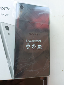SONY XPERIA Z5 (2 foto / 3)