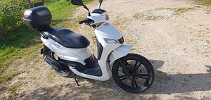 PEUGEOT TWEET 50cc (2 фото из 5)