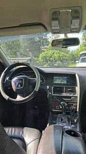 Müüa Audi Q7 (7 foto / 11)