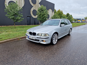 BMW 530D 142KW E39 Touring 2001 (1 foto / 10)