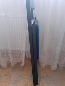 Складные стулья (3 фото из 3)