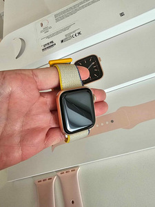 Apple Watch Series 6, GPS, 40mm, Gold (2 foto / 3)