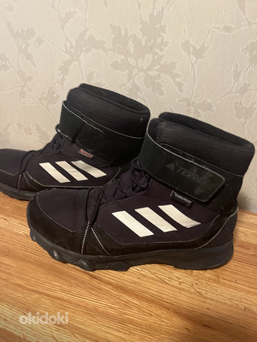 Adidas saapad s.39
