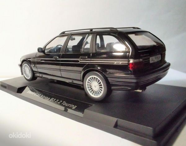 Модель автомобиля BMW E36 M3 ALPINA 1:18 (фото #3)