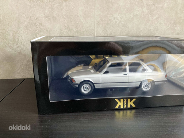 BMW E21 323 1978 mudelauto 1:18