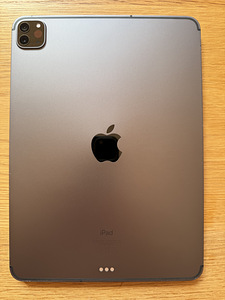 Apple iPad Pro 11" (5 foto / 5)