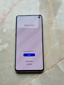 Samsung Galaxy S10 (2 фото из 4)
