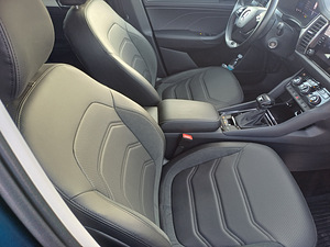 Skoda Kodiaq 2023 (10 foto / 12)