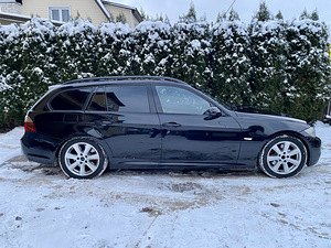 BMW 330d E91 M-pakett (14 foto / 14)