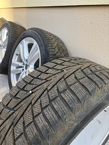 Audi Q7 R20 valuveljed(5x112) koos talverehvidega (4 foto / 8)