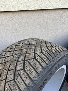 Audi Q7 R20 valuveljed(5x112) koos talverehvidega (5 foto / 8)