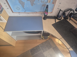 Müüa nurgeline kirjutuslaud (3 foto / 3)