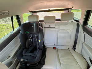 Volkswagen Passat 1.5 Facelift R-Line (13 foto / 15)