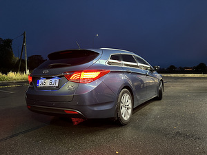 Hyundai i40 (1 фото из 15)