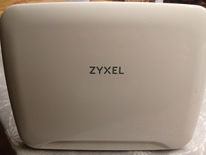 Zyxel ruuter (2 foto / 4)