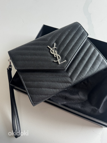 Saint Laurent Kott