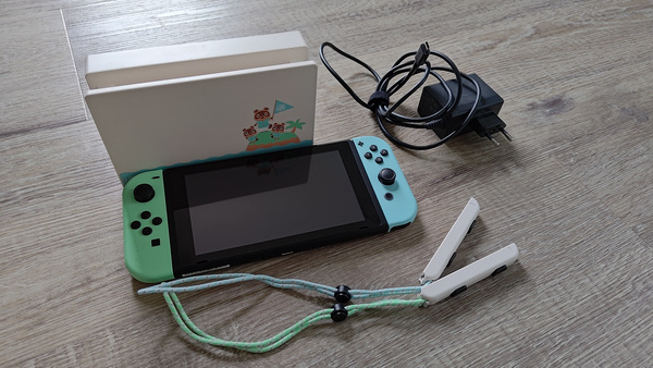 Nintendo Switch - Animal Crossing edition