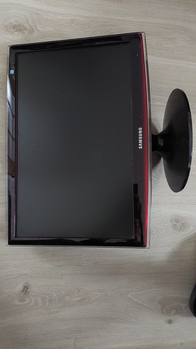 SAMSUNG monitor